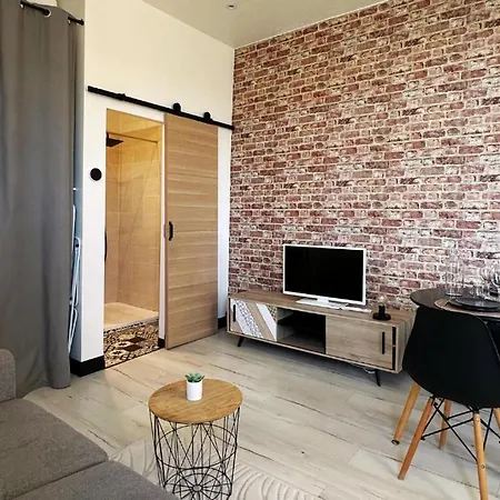Lumineux Apartment